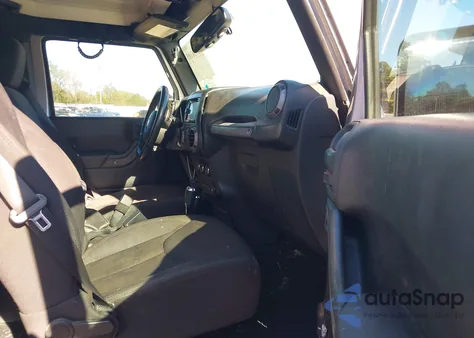 2014 Jeep Wrangler Unlimited Sport from USA, damaged, VIN 1C4BJWDG2EL113504